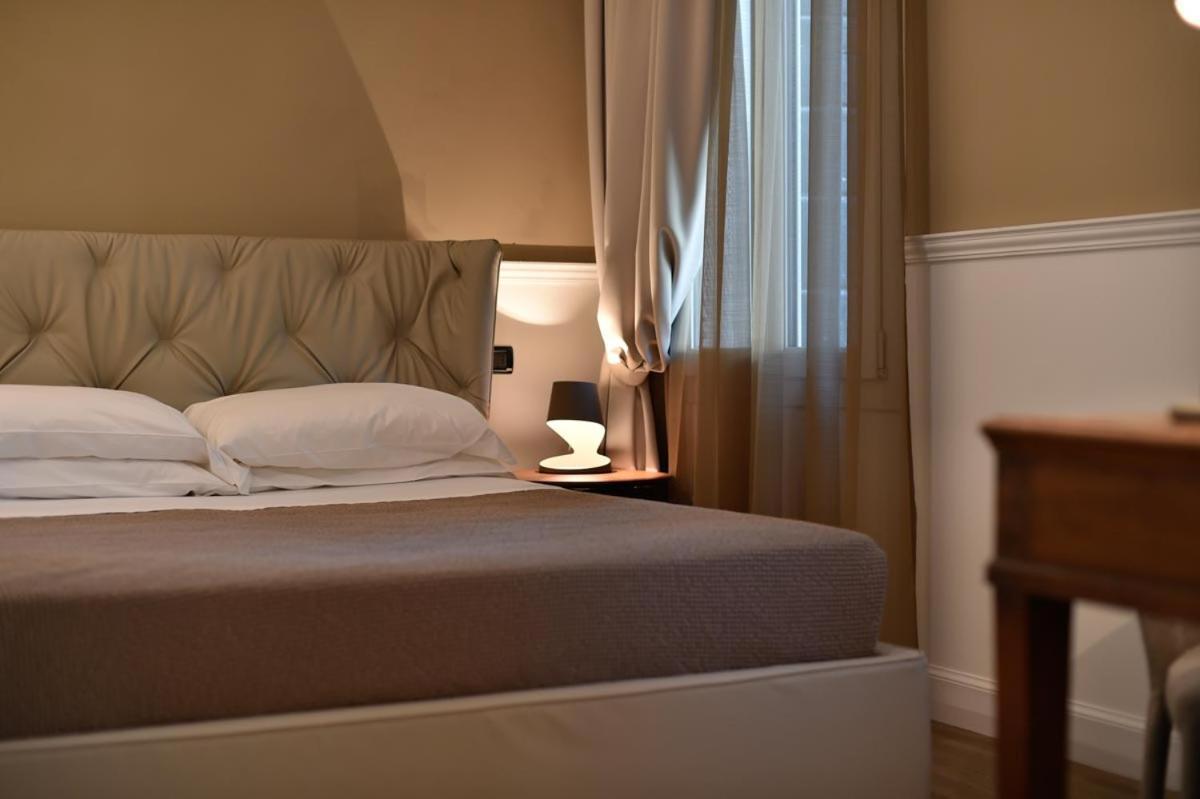 Palazzo Bovio - Boutique Apartments Padova Luaran gambar