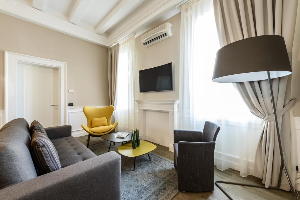 Palazzo Bovio - Boutique Apartments Padova Luaran gambar